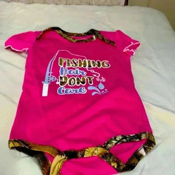 Realtree baby onzie - Picture 1 of 5